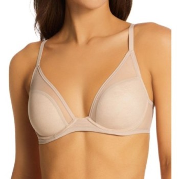 Natori Women's Escape Spacer Underwire Bra in Beige | Size 32C | HerRoom.com